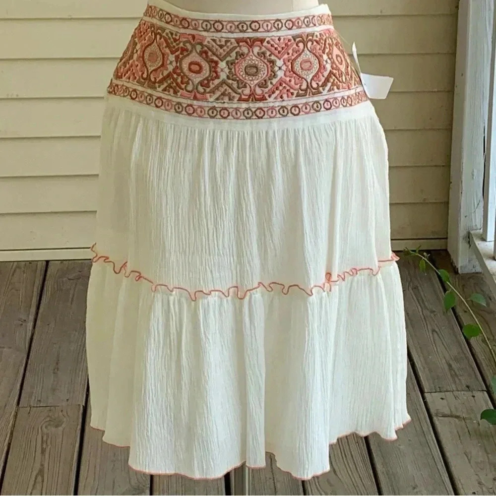 Campaigne Skirt Cotton Tiered Boho Embroidered Size 8 Coral & Ivory Gauzy NWT